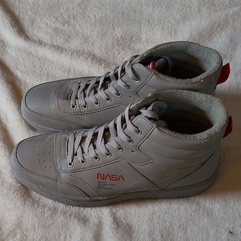 NASA Space Retro High Top Reflective Sneakers Mens Gray Shoes US Size 10
